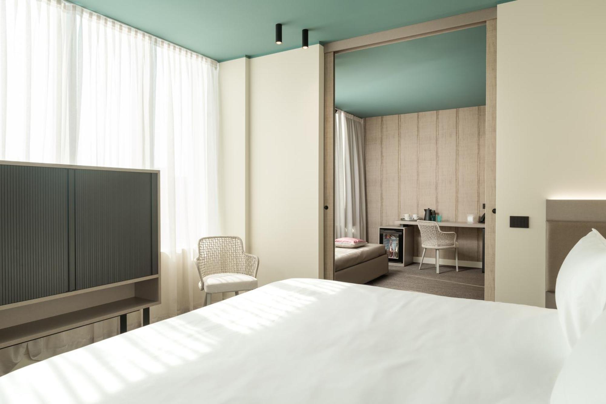 Wanderlust Hotel - Suite & Spa - Apartments & Villas - Bardolino, Lago Di Garda - Verona Exteriör bild