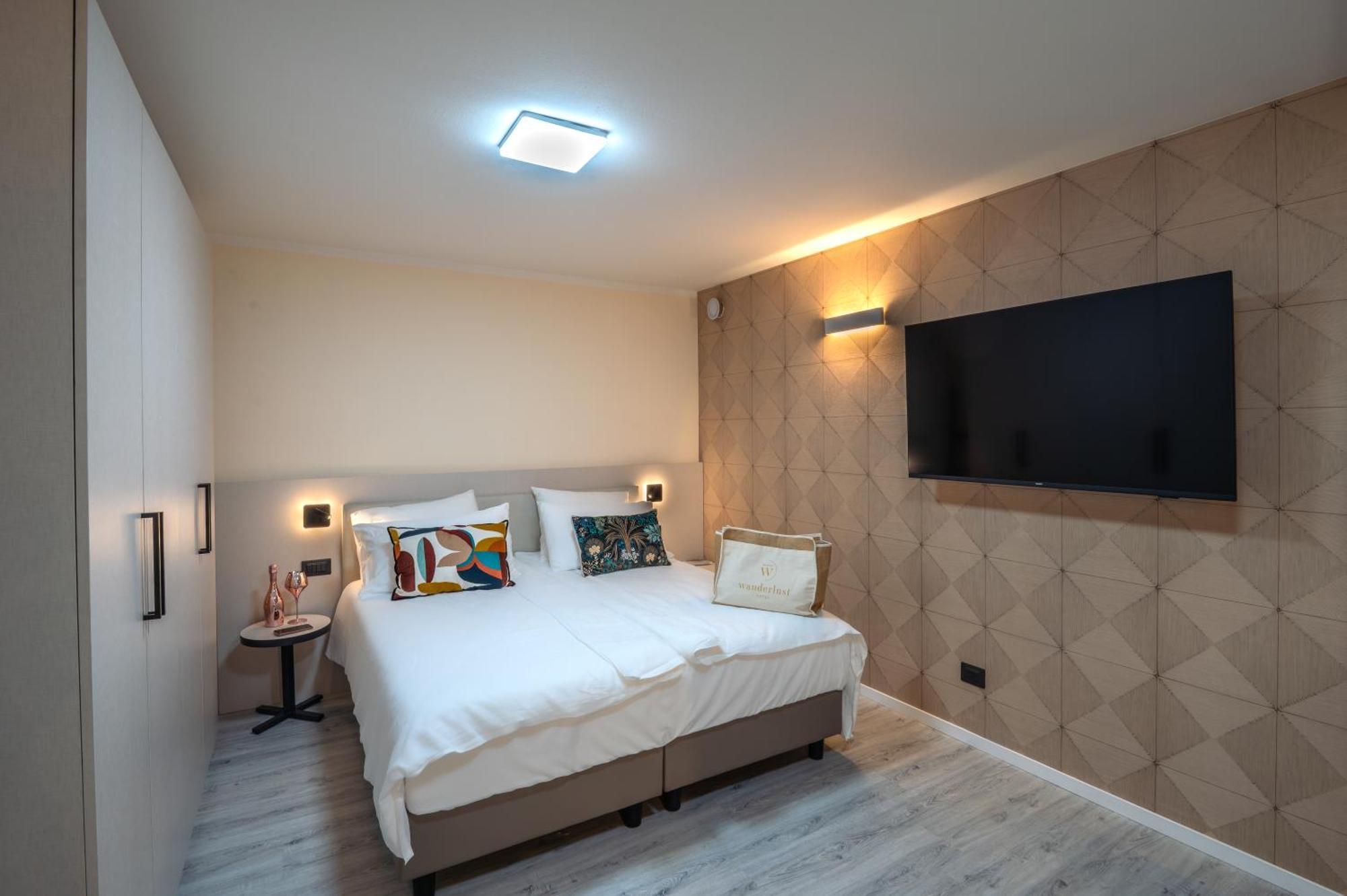Wanderlust Hotel - Suite & Spa - Apartments & Villas - Bardolino, Lago Di Garda - Verona Exteriör bild