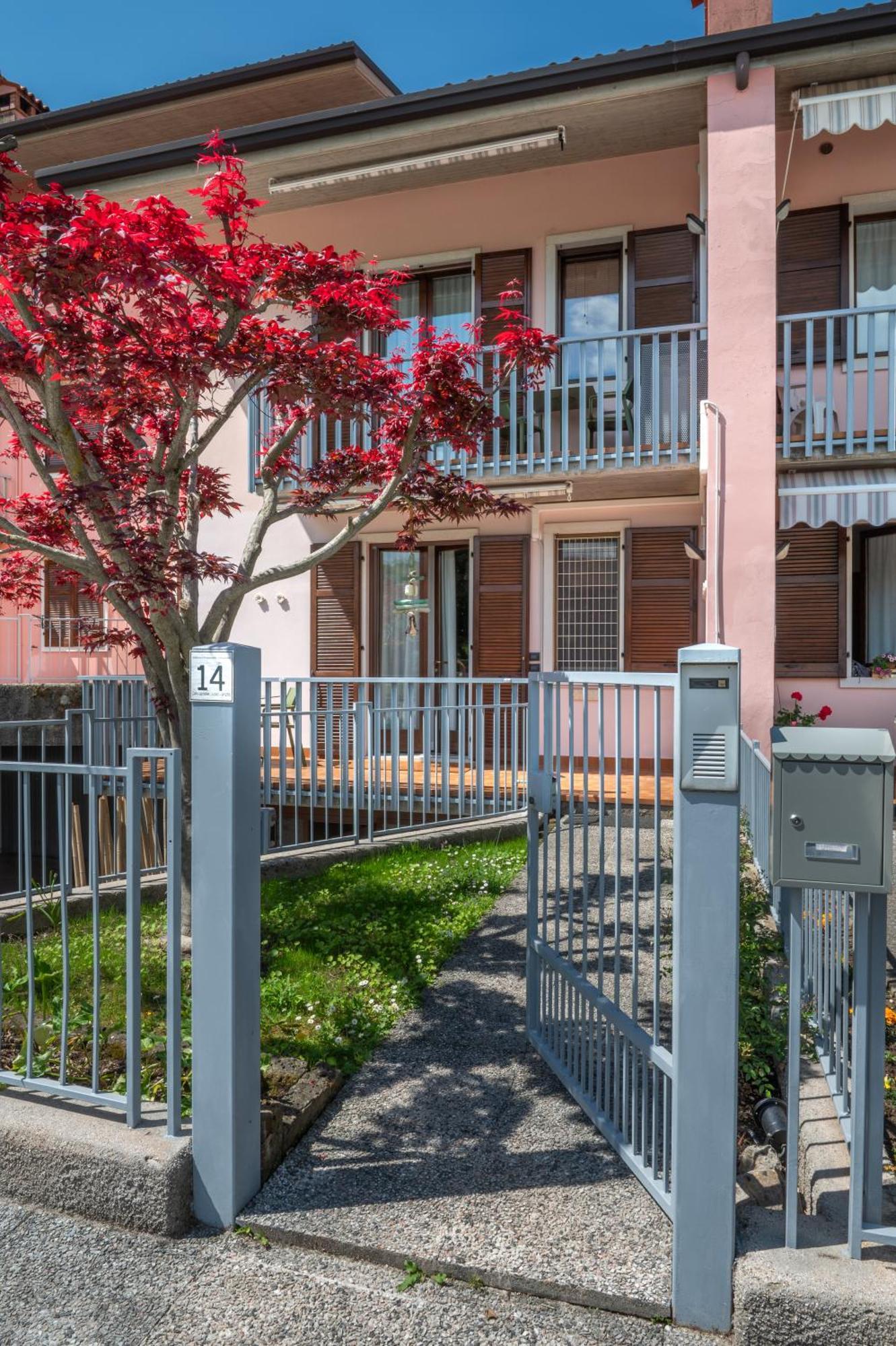 Wanderlust Hotel - Suite & Spa - Apartments & Villas - Bardolino, Lago Di Garda - Verona Exteriör bild